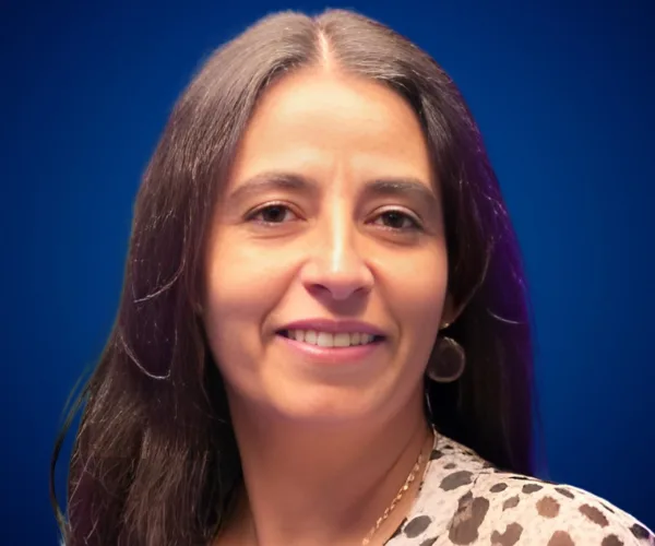 Jennifer Fernández Quinlan — Conferencista de Liderazgo