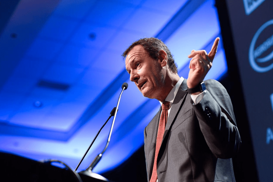 Raphael Bergoeing en acción