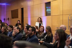 Carmen Luz Morales en acción