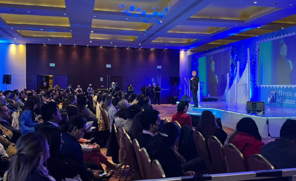 Diego Minevitz, conferencista para eventos corporativos sobre Liderazgo bajo presión